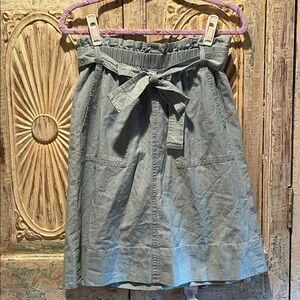 NWT Madewell Chambray Paper-bag Waist Knee-Length Skirt, Medium